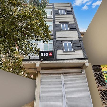 Hotel O Govind Residency Új-Delhi Kültér fotó