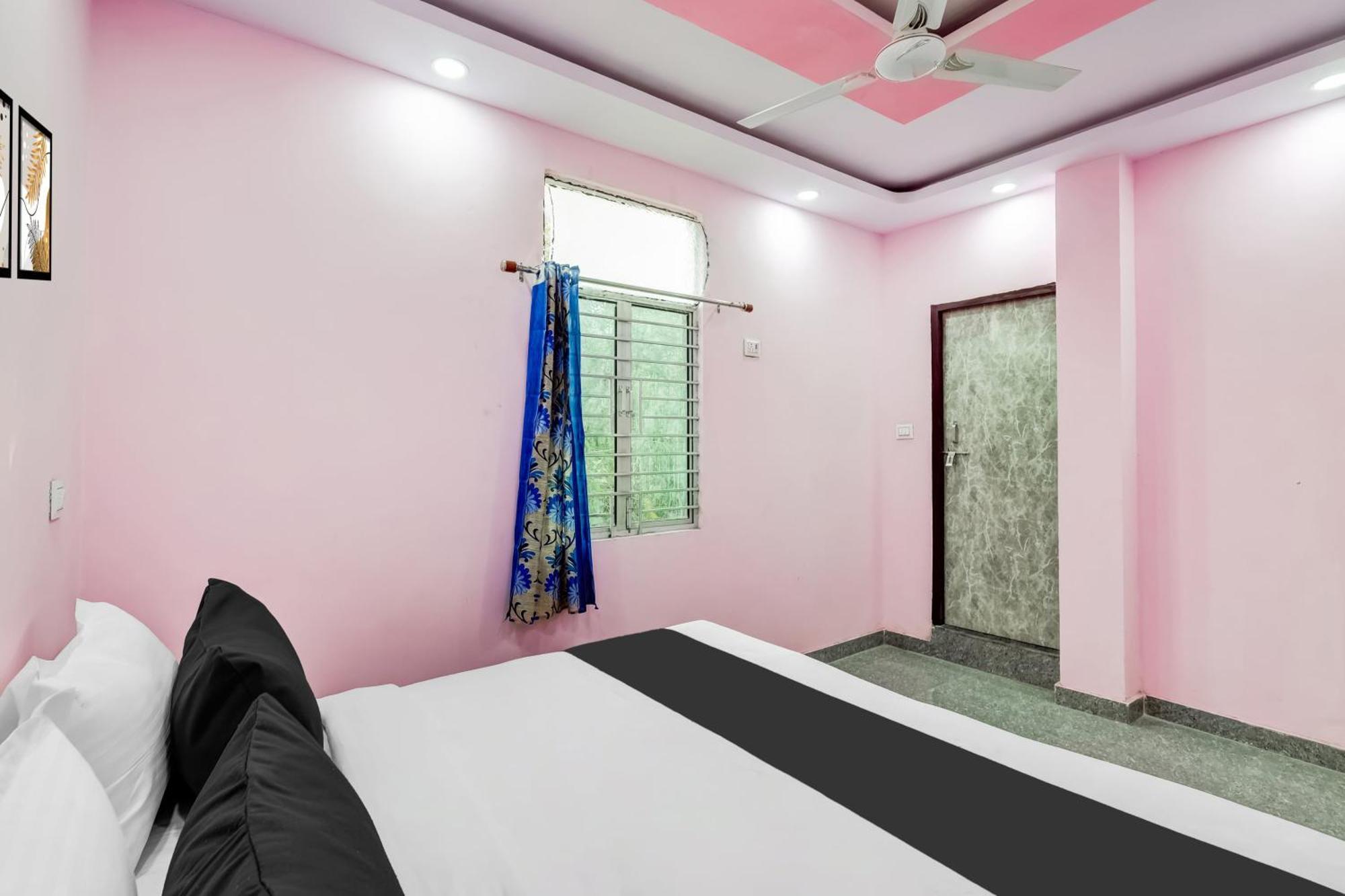 Hotel O Govind Residency Új-Delhi Kültér fotó