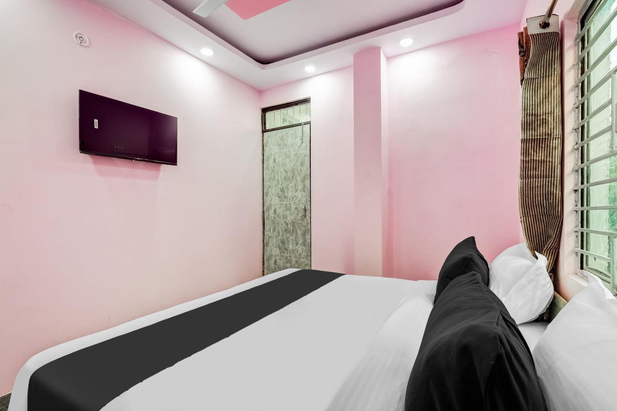 Hotel O Govind Residency Új-Delhi Kültér fotó