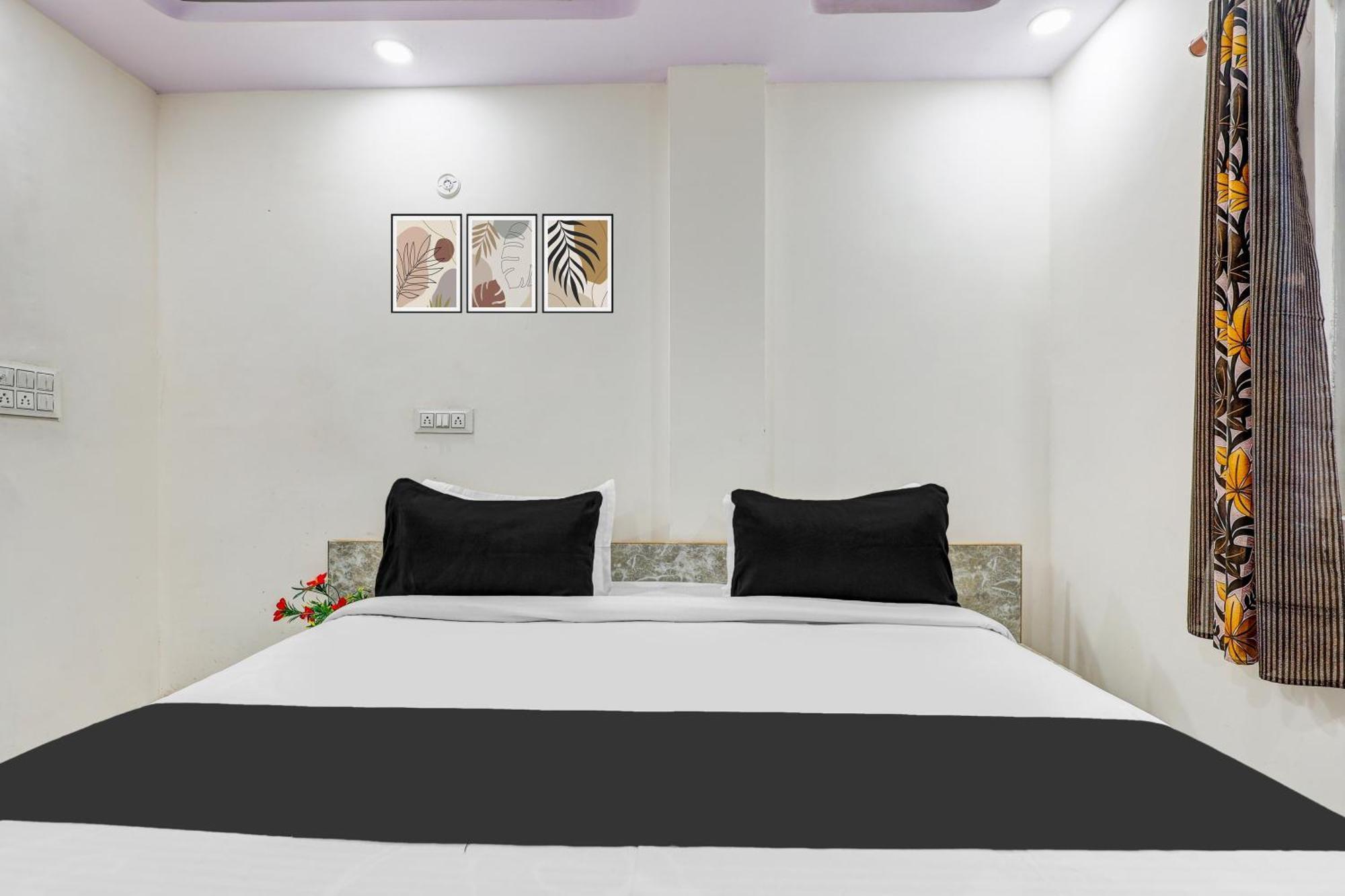 Hotel O Govind Residency Új-Delhi Kültér fotó